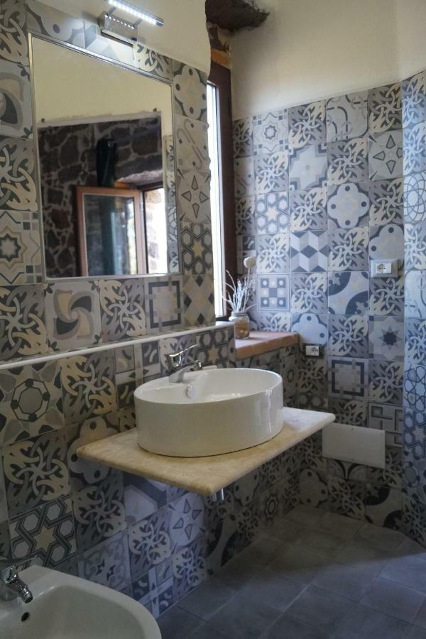 Sa Domo De Mannoi Su Catreathu Villa Орозеи Екстериор снимка