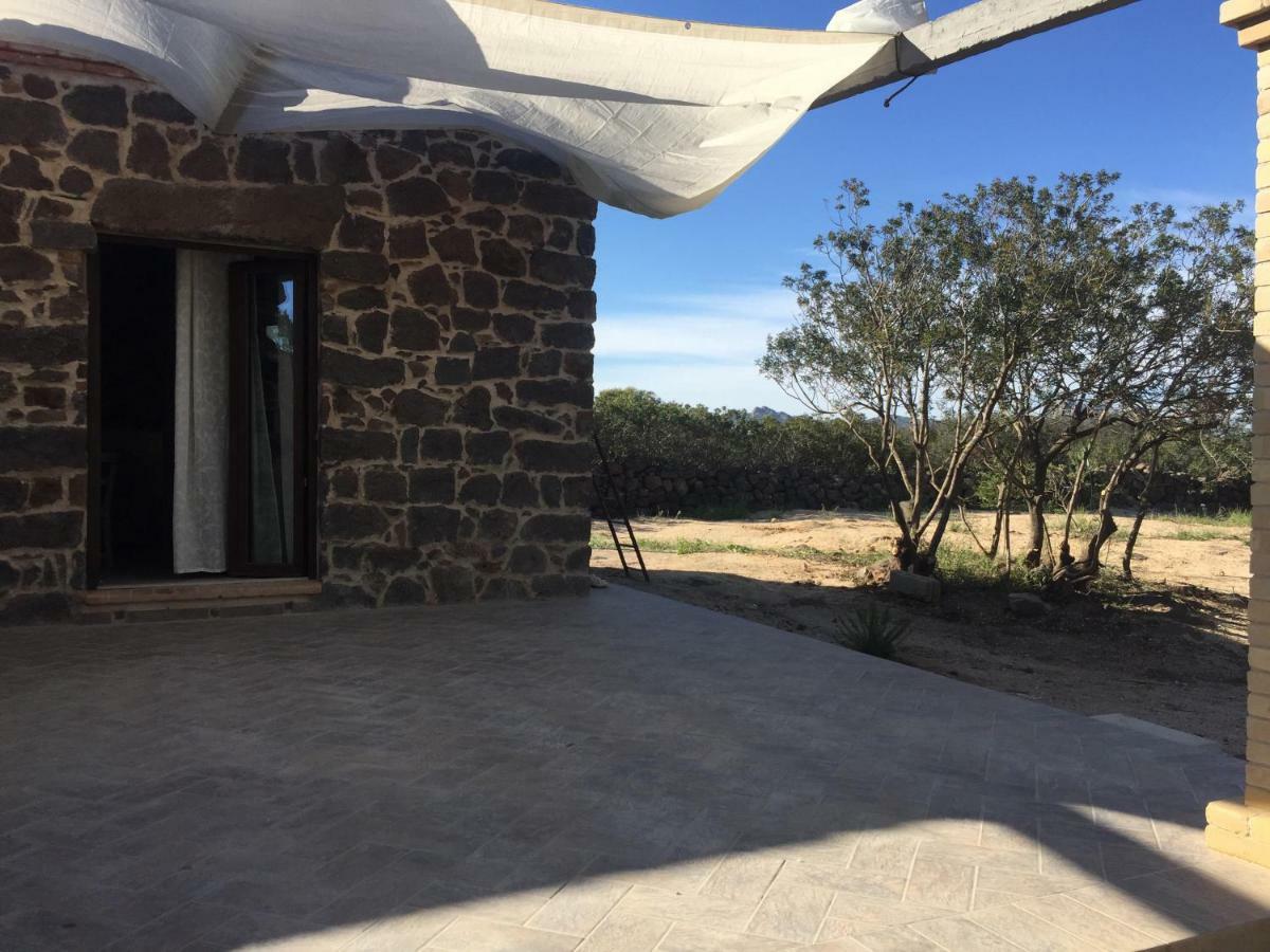 Sa Domo De Mannoi Su Catreathu Villa Орозеи Екстериор снимка