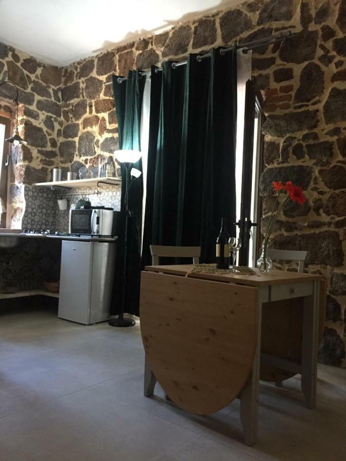 Sa Domo De Mannoi Su Catreathu Villa Орозеи Екстериор снимка
