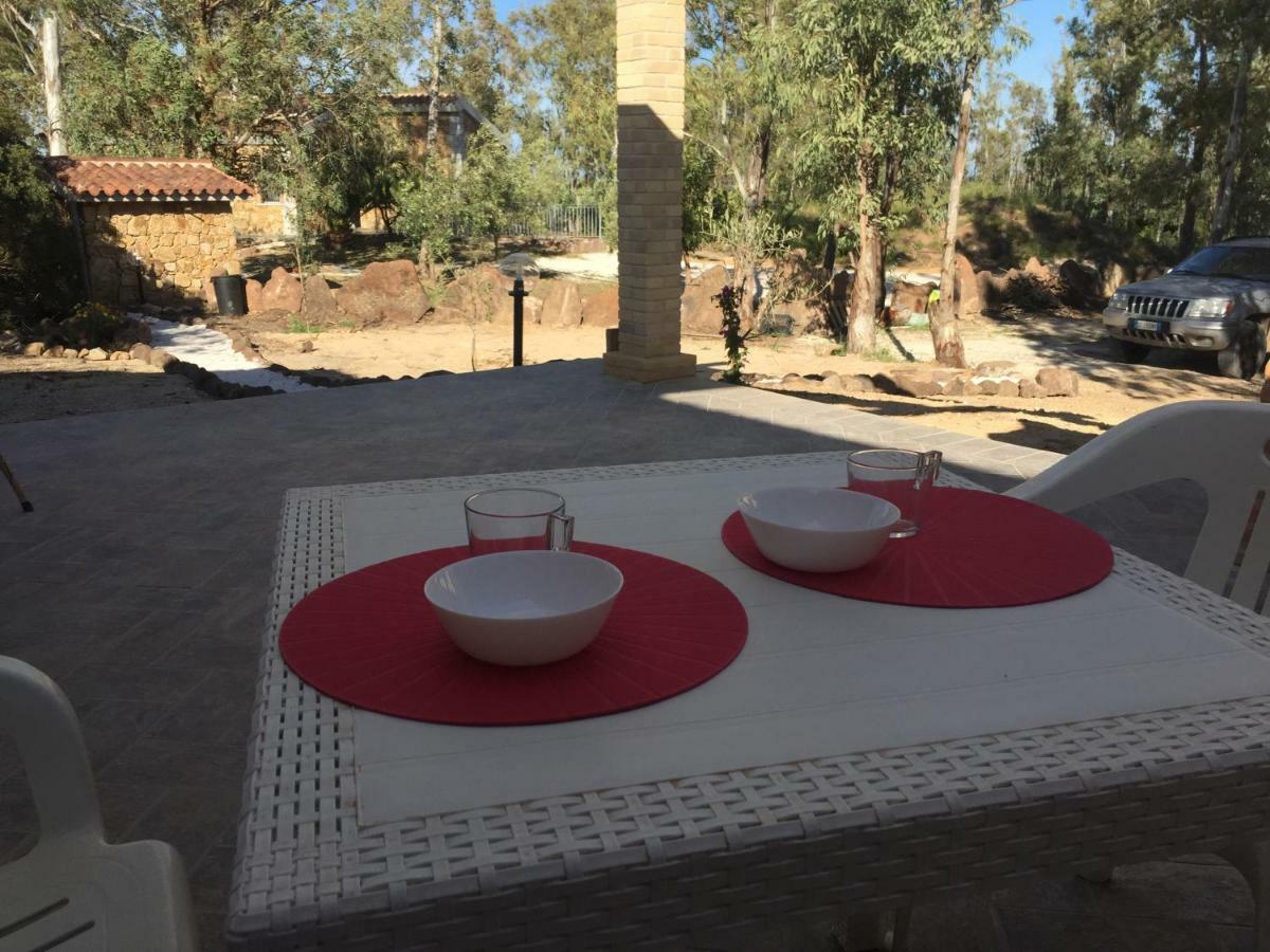 Sa Domo De Mannoi Su Catreathu Villa Орозеи Екстериор снимка
